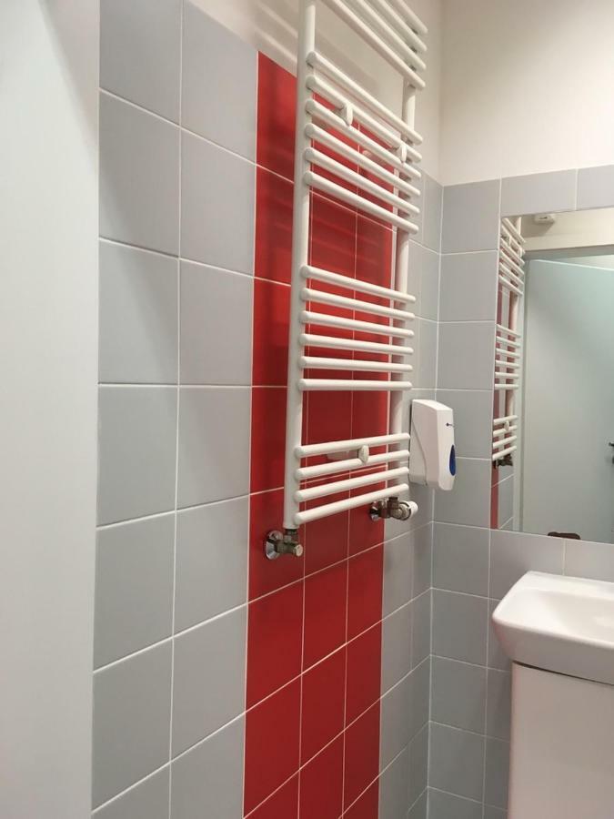 Stacja Rembertow Apartment Varşovia Exterior foto